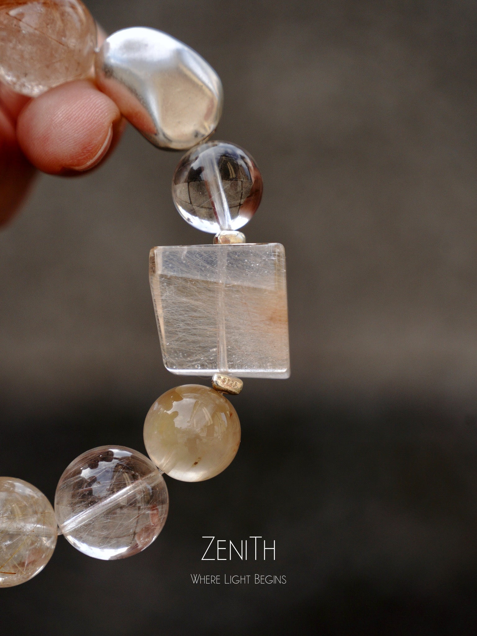 坠花迷|Incanto di Petali Cadenti